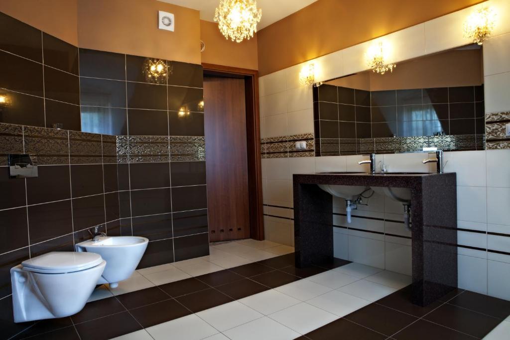 Hotel Trzy Róże Zemborzyce Dolne Habitación foto